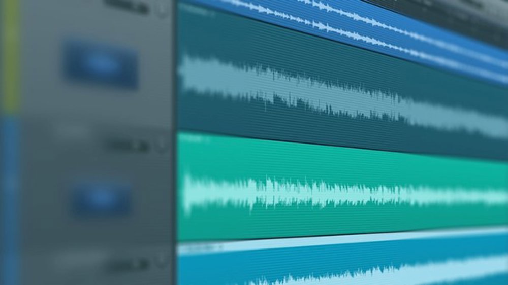 Recorded sound bites on noise recording equipment